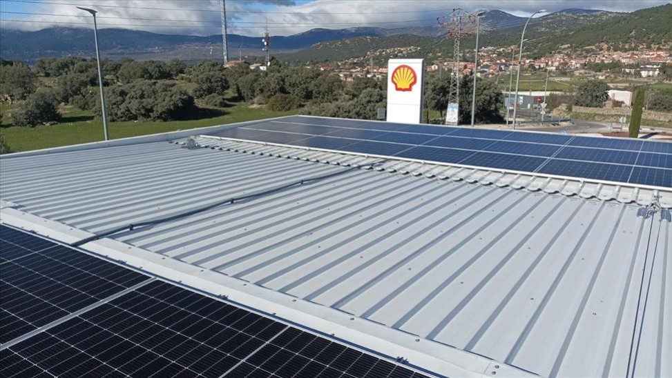 Foto instalación fotovoltaica 1. 2025.11.14.jpeg