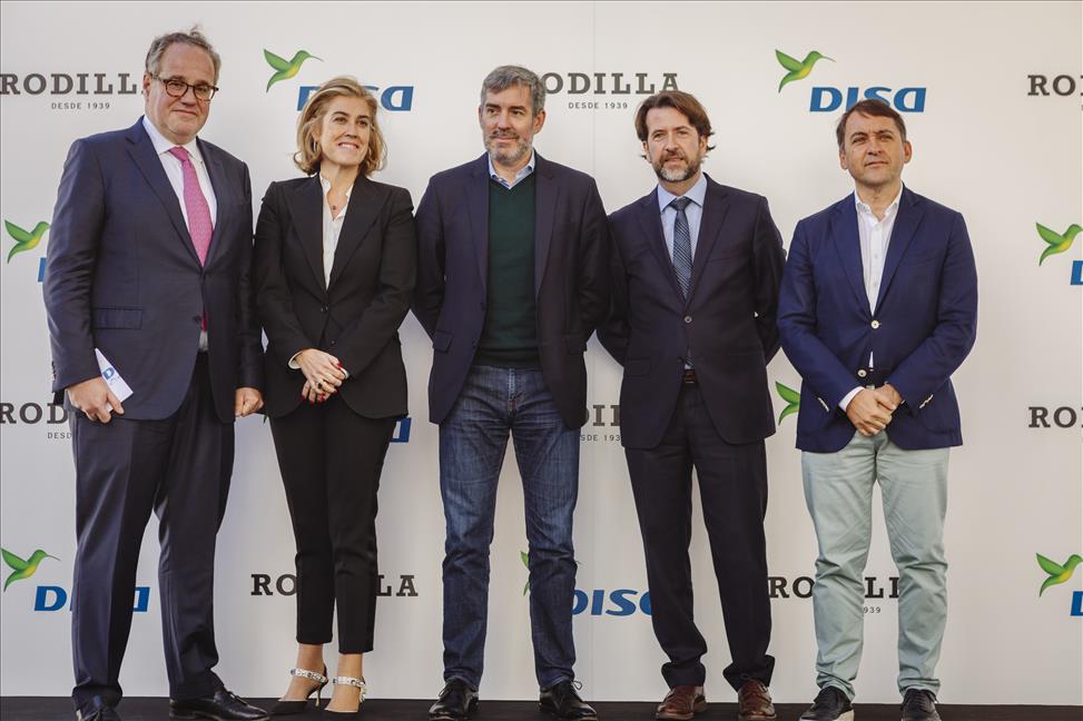 DISA inaugura la primera Electrolinera y Restaurante Rodilla de Canarias